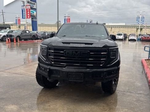 Used 2023 GMC Sierra 1500 AT4X AWD/4WD image 2