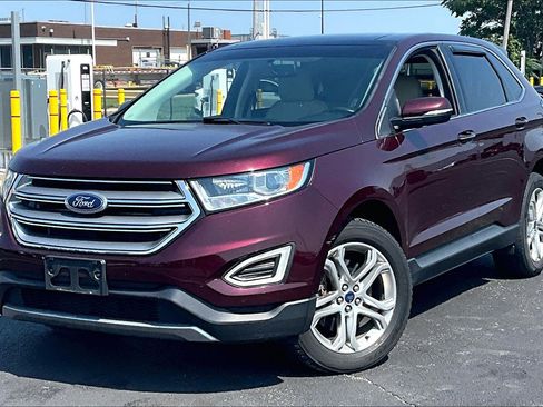 Used 2017 Ford Edge Titanium w/ Equipment Group 301A FWD image 8