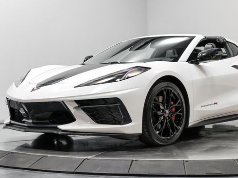 Used 2023 Chevrolet Corvette Stingray Convertible w/1LT w/ Z51 Performance Package image 5