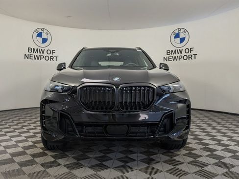 New 2026 BMW X5 xDrive40i w/ M Sport Package AWD/4WD image 4