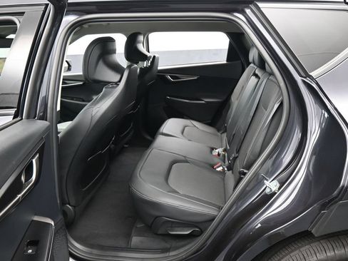 Used 2025 Kia EV6 Light RWD image 33