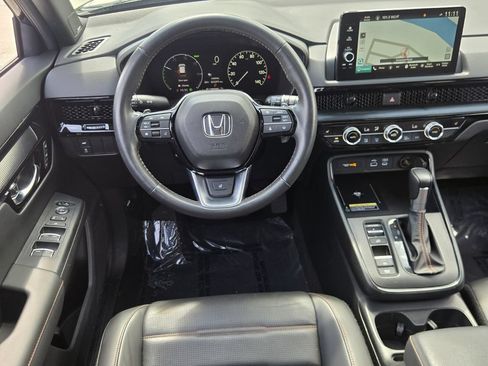 Used 2025 Honda CR-V Sport Touring image 12