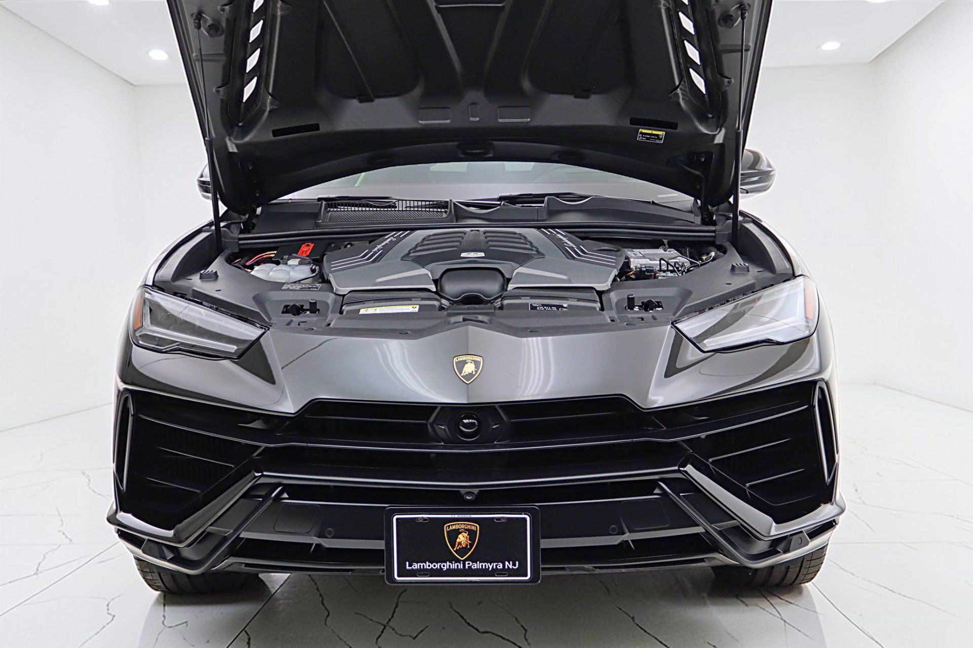 Used 2024 Lamborghini Urus S AWD/4WD image 29