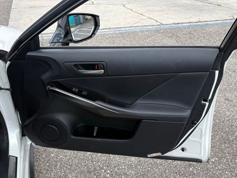 Used 2022 Lexus IS 300 w/ Accessory Package RWD image 17