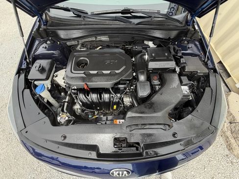 Used 2020 Kia Optima LX FWD image 19