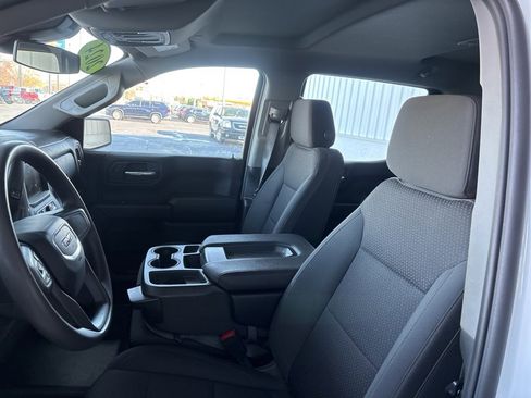 Used 2024 GMC Sierra 1500 Pro w/ Trailering Package image 9