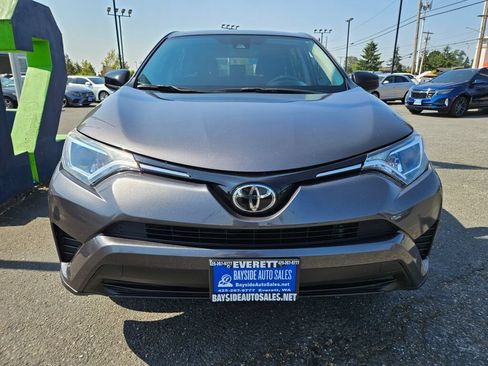 Used 2017 Toyota RAV4 LE w/ All Weather Liner Package AWD/4WD image 7
