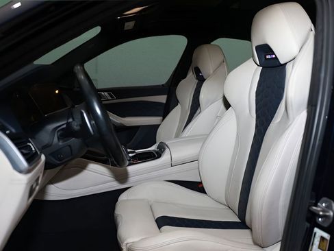 Used 2022 BMW X6 M w/ Executive Package image 2