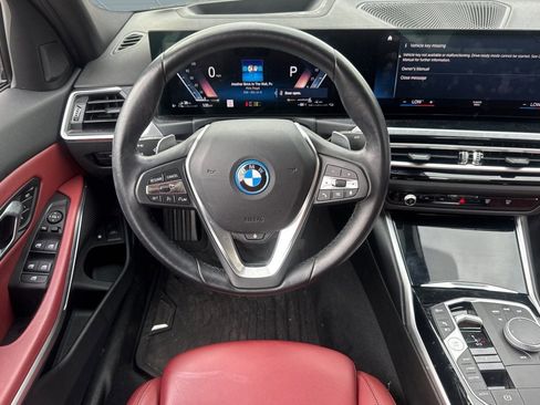 Certified 2023 BMW 330e 330e w/ Premium Package image 27
