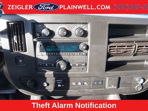 Used 2021 Chevrolet Express 2500 w/ Driver Convenience Package RWD image 10