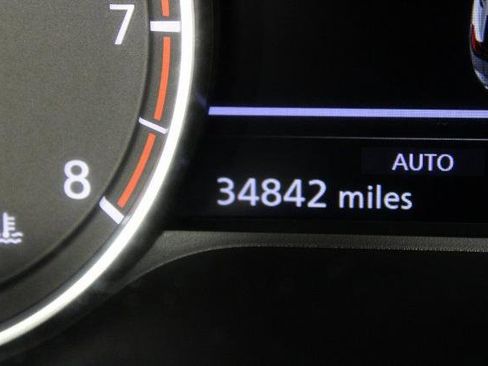 Certified 2025 Nissan Rogue SV image 23