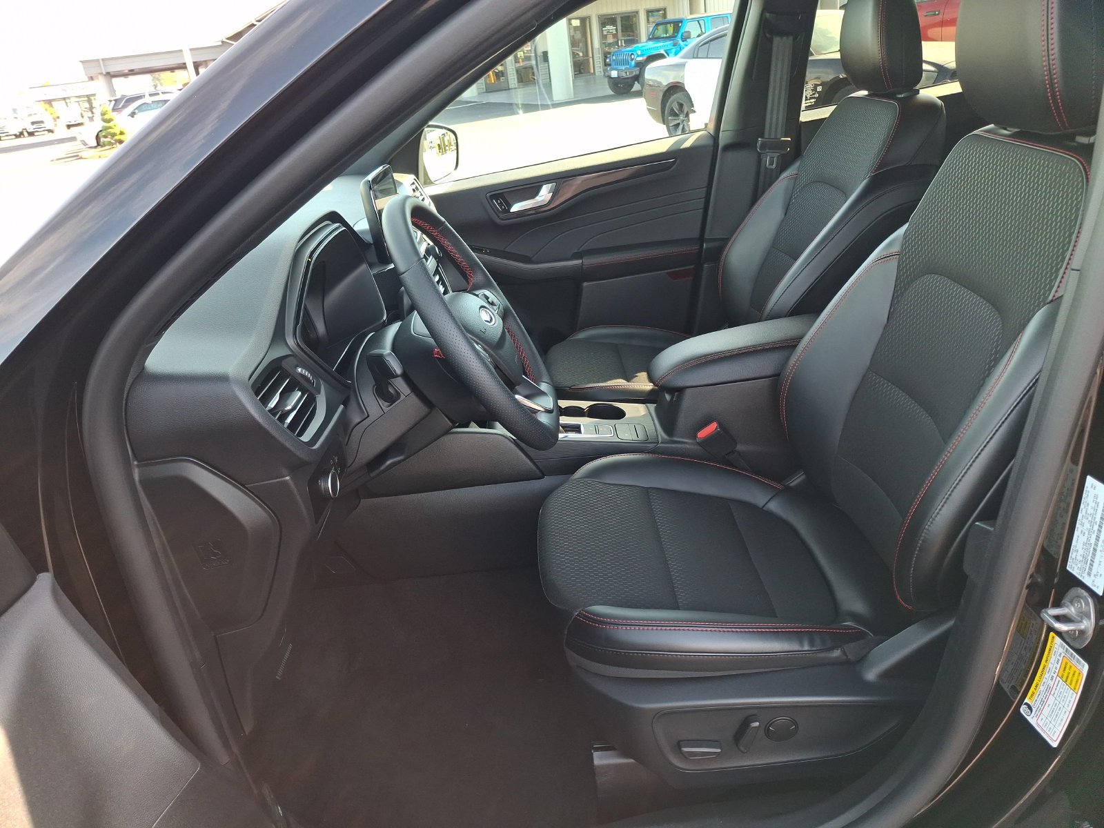 Used 2026 Ford Escape ST-Line AWD/4WD image 18
