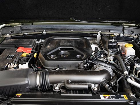 Used 2024 Jeep Wrangler Sport S image 33