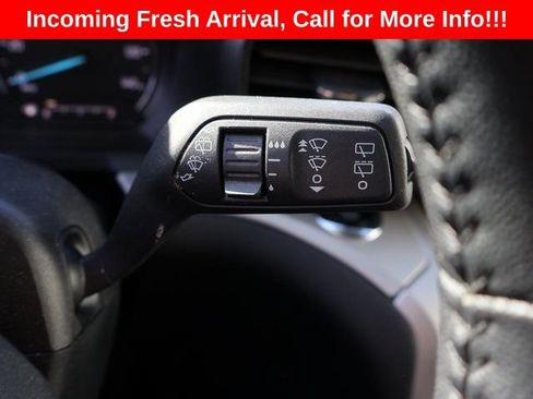 Used 2023 Ford Explorer XLT image 38