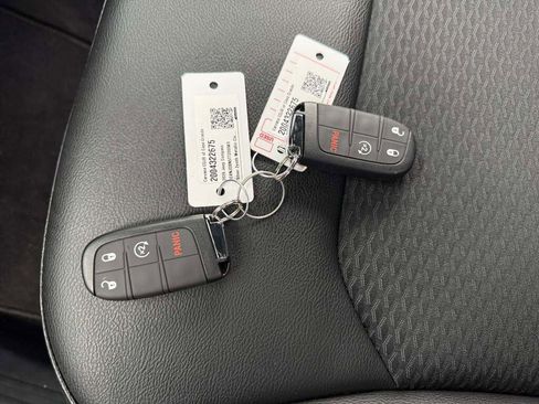 New 2026 Jeep Compass Latitude image 24