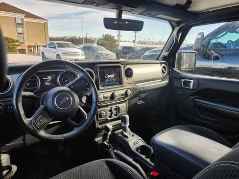 Used 2021 Jeep Wrangler Unlimited Sport S image 8