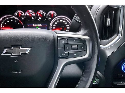 Used 2022 Chevrolet Silverado 1500 LT Trail Boss w/ Convenience Package II AWD/4WD image 19