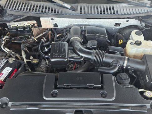 Used 2012 Ford Expedition Limited RWD image 17