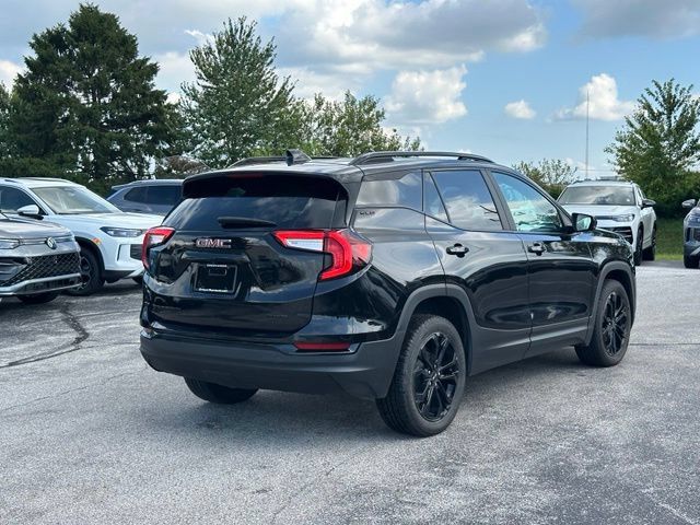 Used 2022 GMC Terrain SLE w/ Driver Convenience Package AWD/4WD image 8