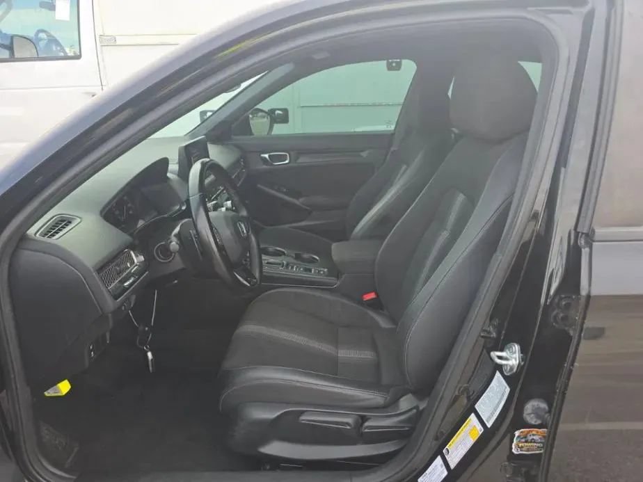 Used 2022 Honda Civic Sport image 9