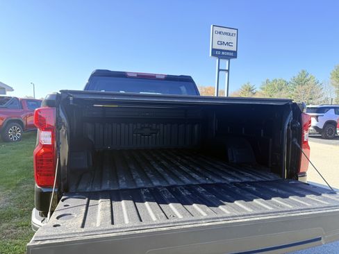 New 2025 Chevrolet Silverado 1500 LT w/ Z71 Off-Road Package AWD/4WD image 5