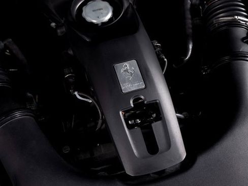 Certified 2021 Ferrari F8 Tributo image 11