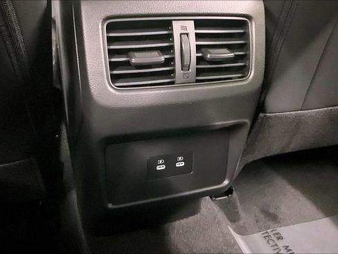 New 2025 Nissan Rogue SL image 22