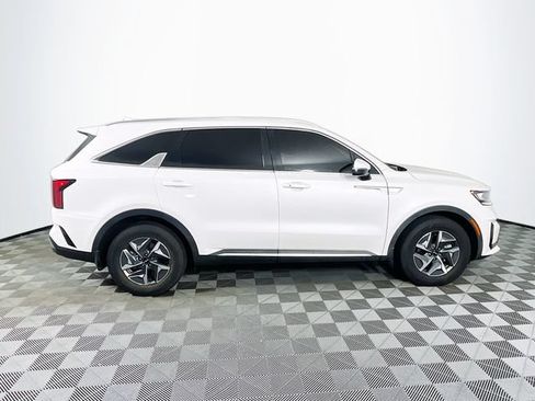 Used 2022 Kia Sorento EX FWD image 9