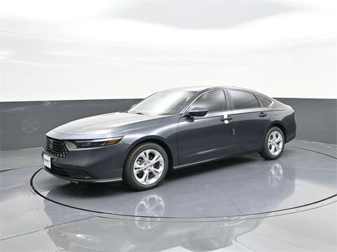 New 2025 Honda Accord LX image 1