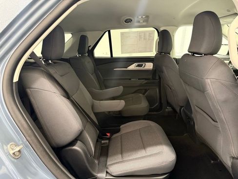 Certified 2025 Ford Explorer Active image 25