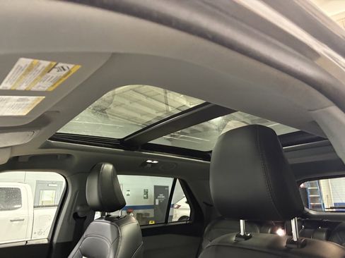 Used 2023 Ford Explorer XLT w/ Equipment Group 202A image 24