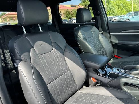 Used 2023 Kia Telluride EX X-Line AWD/4WD image 40