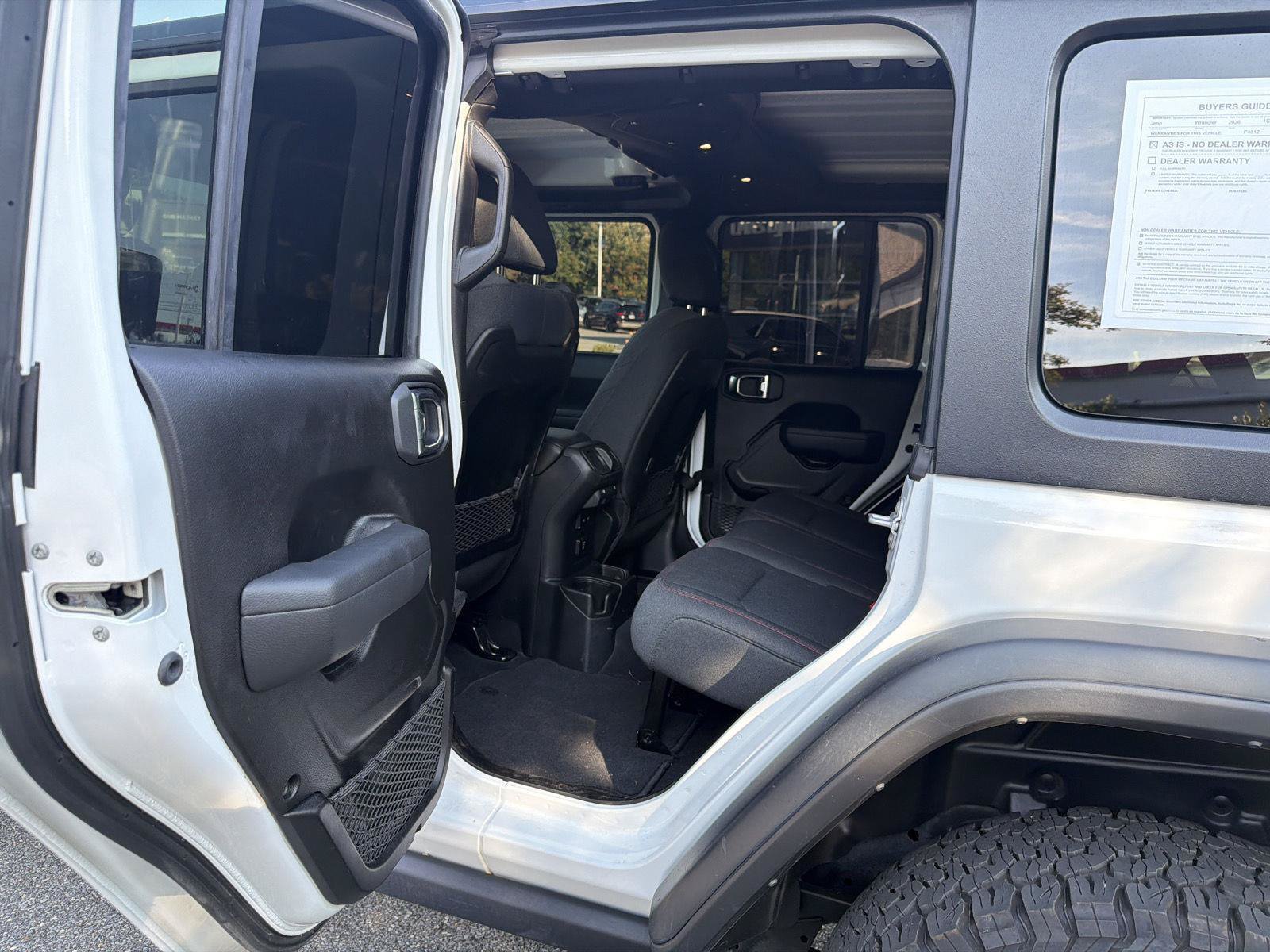 Used 2026 Jeep Wrangler Unlimited Rubicon AWD/4WD image 31