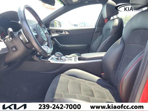 Used 2023 Kia Stinger GT2 AWD/4WD image 17