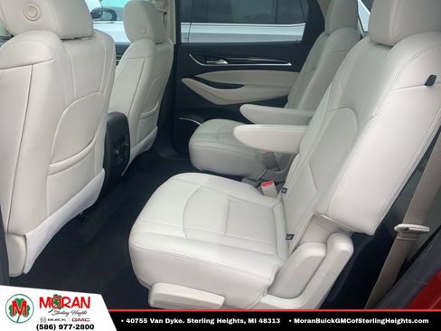 Used 2023 Buick Enclave Essence w/ Experience Buick Package FWD image 5