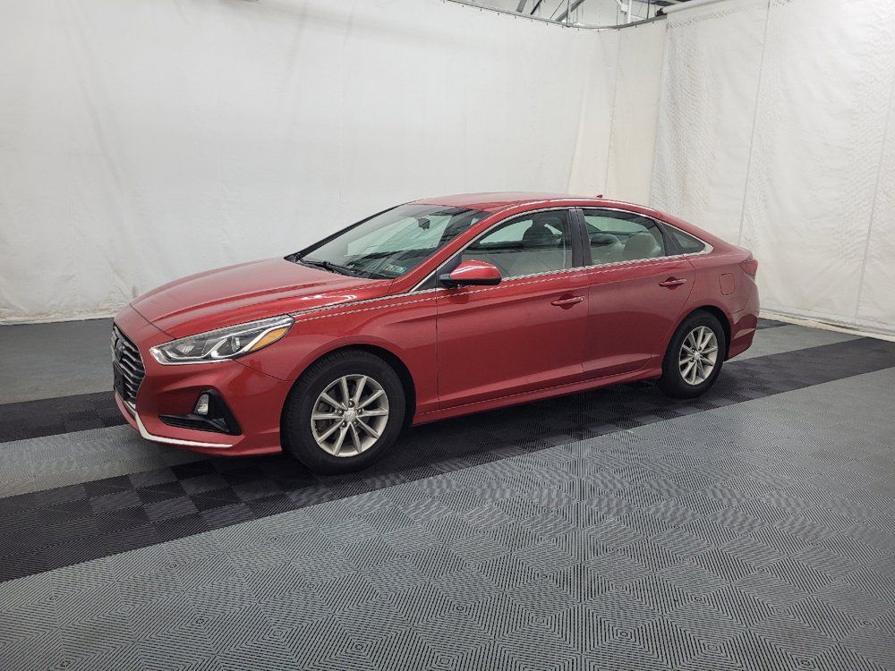 Used 2019 Hyundai Sonata SE FWD image 2
