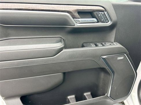 Used 2022 Chevrolet Silverado 1500 LTZ w/ LTZ Premium Package image 26