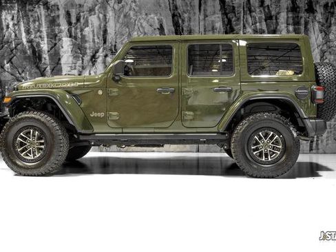Used 2024 Jeep Wrangler Unlimited Rubicon 392 AWD/4WD image 20