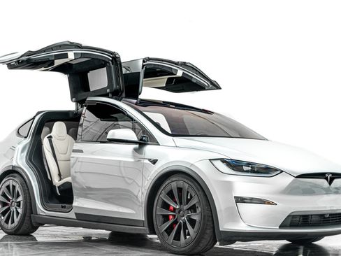 Used 2026 Tesla Model X Plaid AWD/4WD image 37