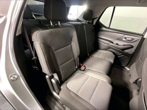 Used 2020 Chevrolet Traverse LS FWD image 35