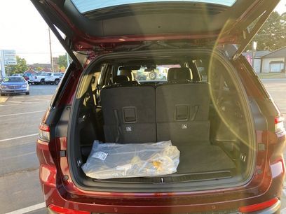 New 2025 Jeep Grand Cherokee L Altitude