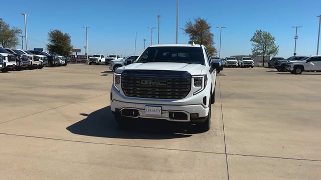 Used 2023 GMC Sierra 1500 Denali Ultimate AWD/4WD image 4
