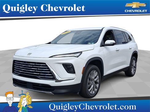 Certified 2026 Buick Enclave Preferred AWD/4WD image 1