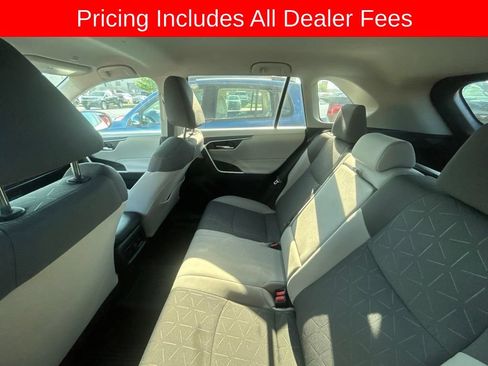 Used 2024 Toyota RAV4 XLE FWD image 8