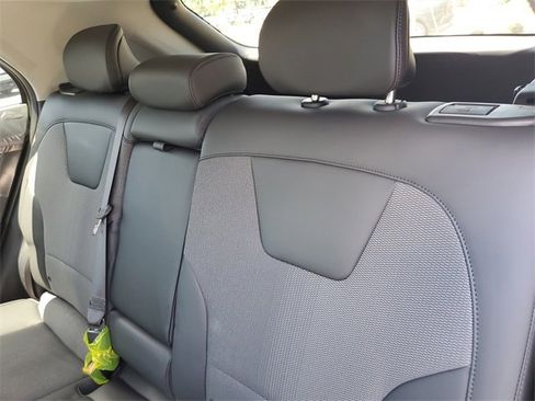 New 2025 Kia Niro Wind w/ Wind Preserve Package image 9