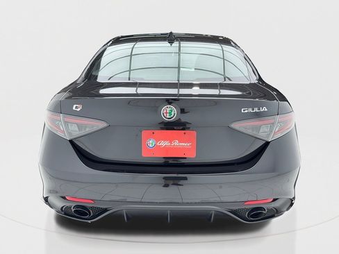 New 2025 Alfa Romeo Giulia w/ Driving Assist Package image 10