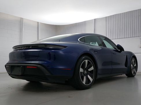 Certified 2022 Porsche Taycan 4S AWD/4WD image 7