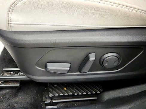 Used 2025 Hyundai Tucson Limited AWD/4WD image 12