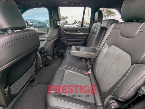 New 2026 Jeep Grand Cherokee Altitude image 26