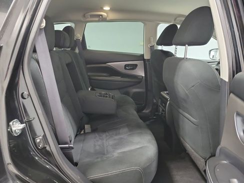 Used 2019 Nissan Murano S image 13